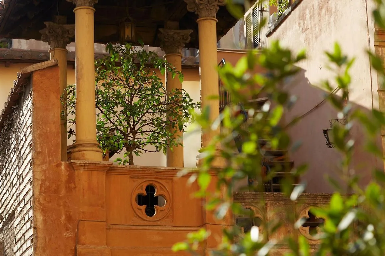 Ripagrande A Trastevere Rom